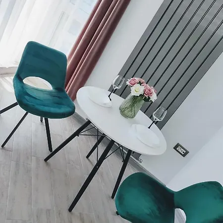 Studio Leon Alezzi Beach Resort Apartment Navodari
